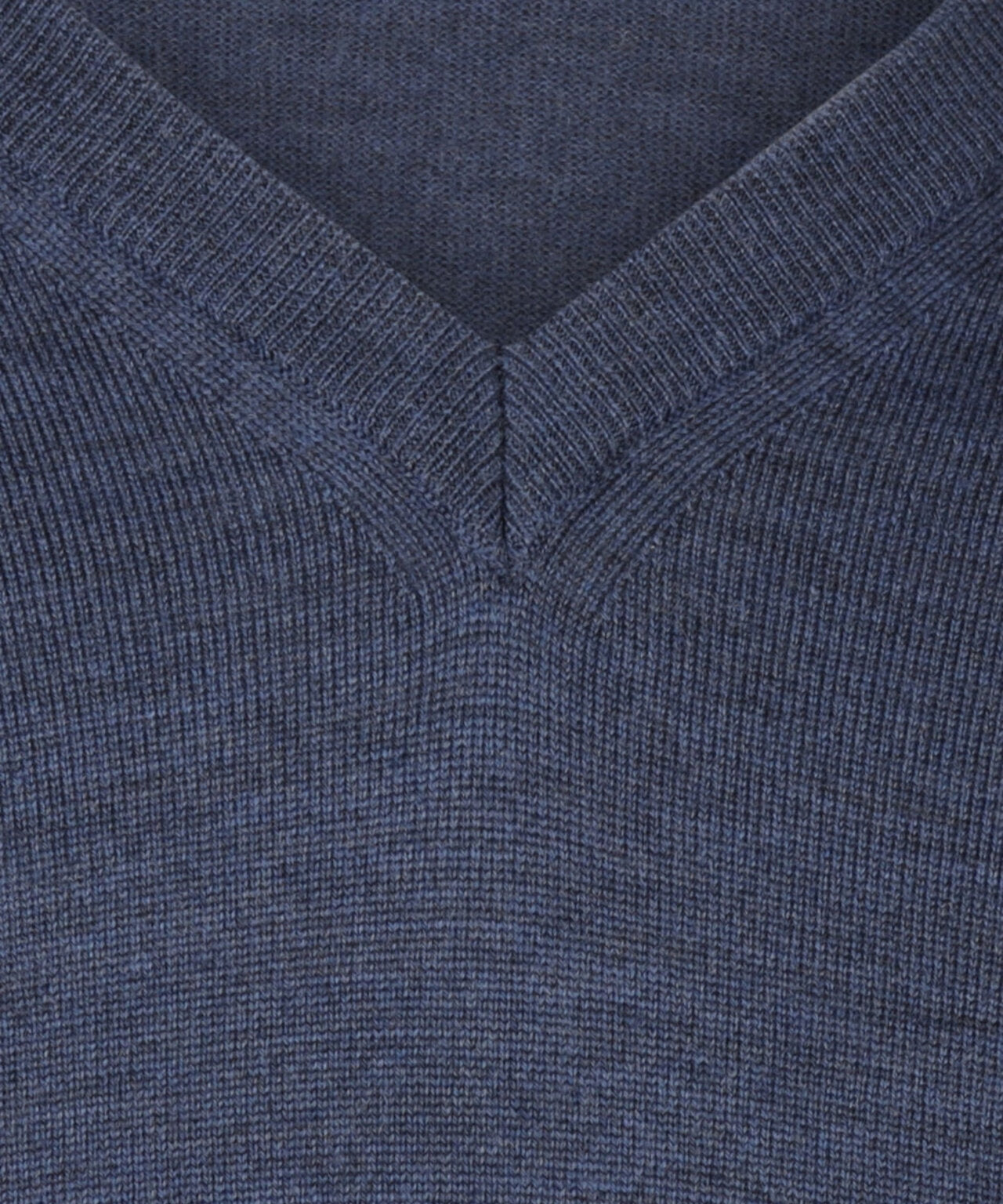 Pullover aus Merinowolle mit V-Ausschnitt | Hellindigo