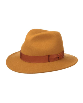 Bailey Hoed Curtis | Bruin