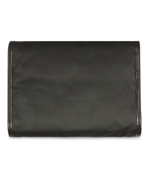 Barbour Wax Hanging Washbag | Groen