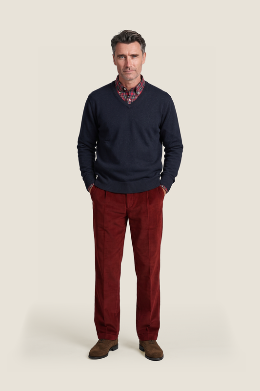 William Lockie V-Ausschnitt-Pullover aus Lammwolle | Oxfordblau