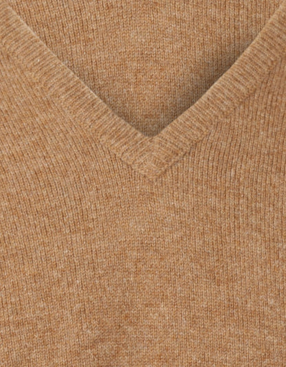 William Lockie V-Ausschnitt-Pullover aus Lammwolle | Driftwood