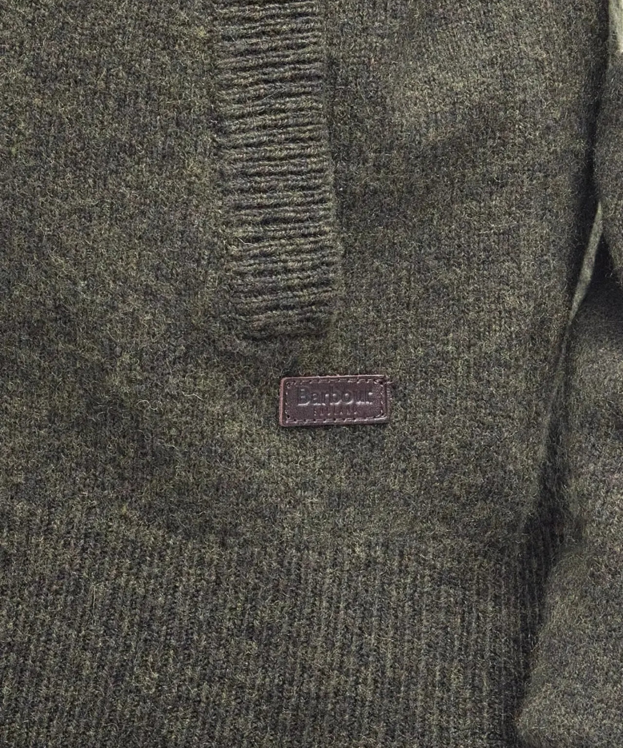 Barbour Essential Patch Vest | Green