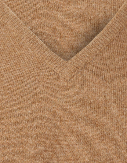 William Lockie V-Ausschnitt-Pullover aus Lammwolle | Driftwood