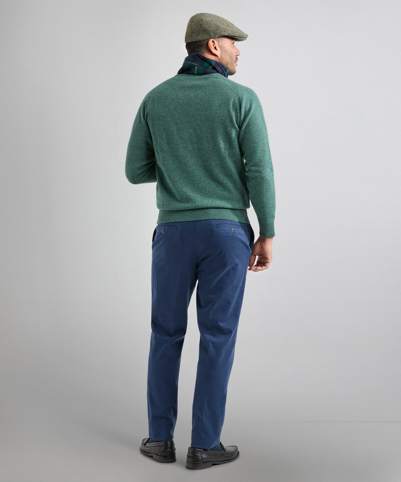 William Lockie V-Ausschnitt-Pullover aus Lammwolle | Moorland