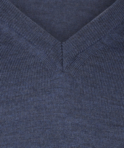 Pullover aus Merinowolle mit V-Ausschnitt | Hellindigo