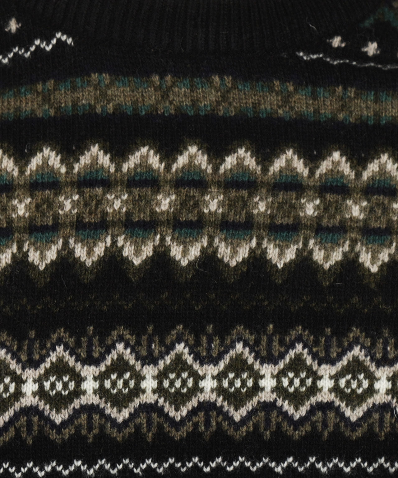 Barbour Fairisle Crew Neck Pullover | Black