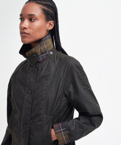 Barbour Classic Beadnell Wax Jacket Women | Olive