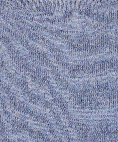 William Lockie Rundhalspullover aus Lammwolle *im Angebot* | Blauer Lovat