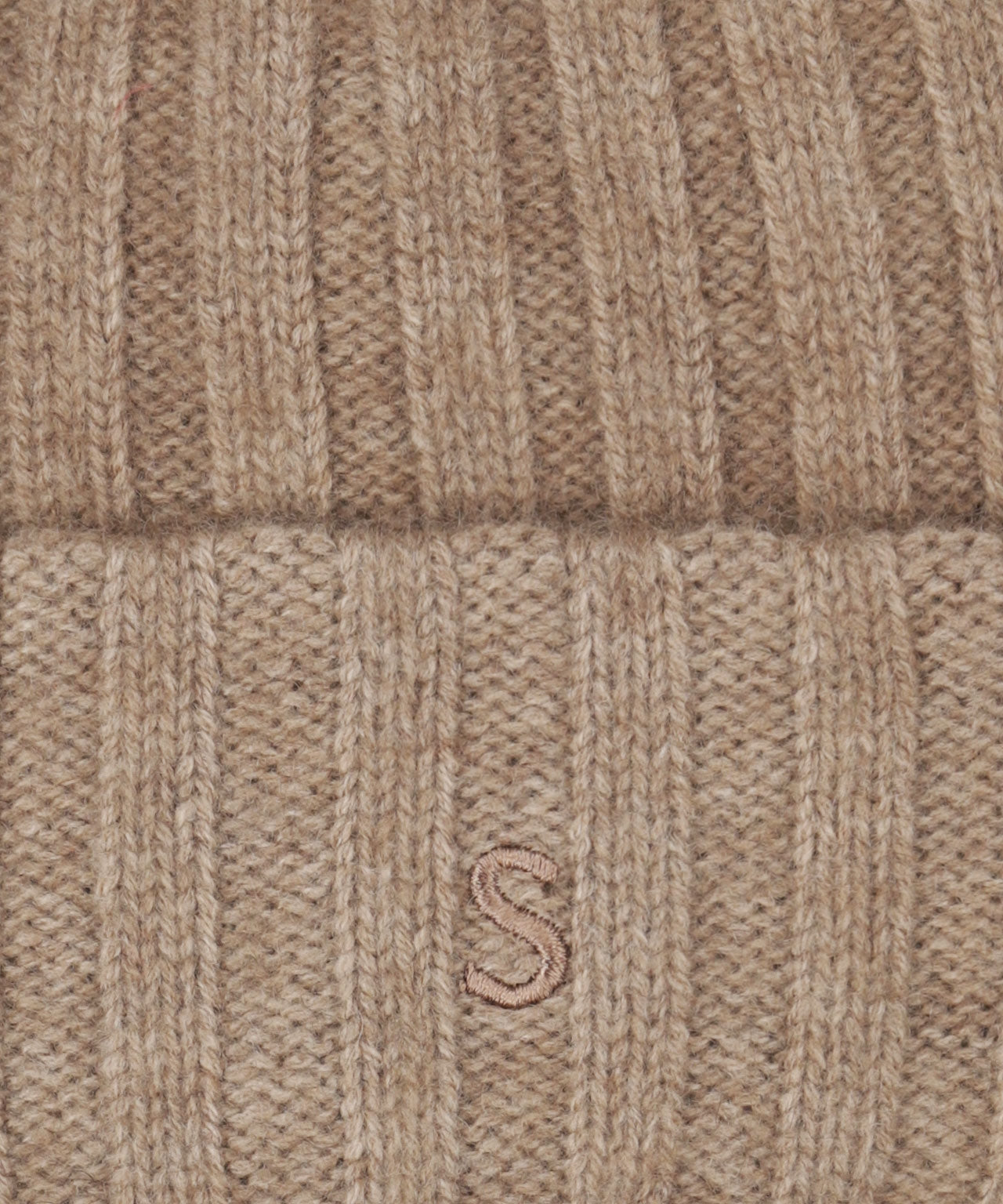 Beanie Undyed Cashmere | Pale Brown