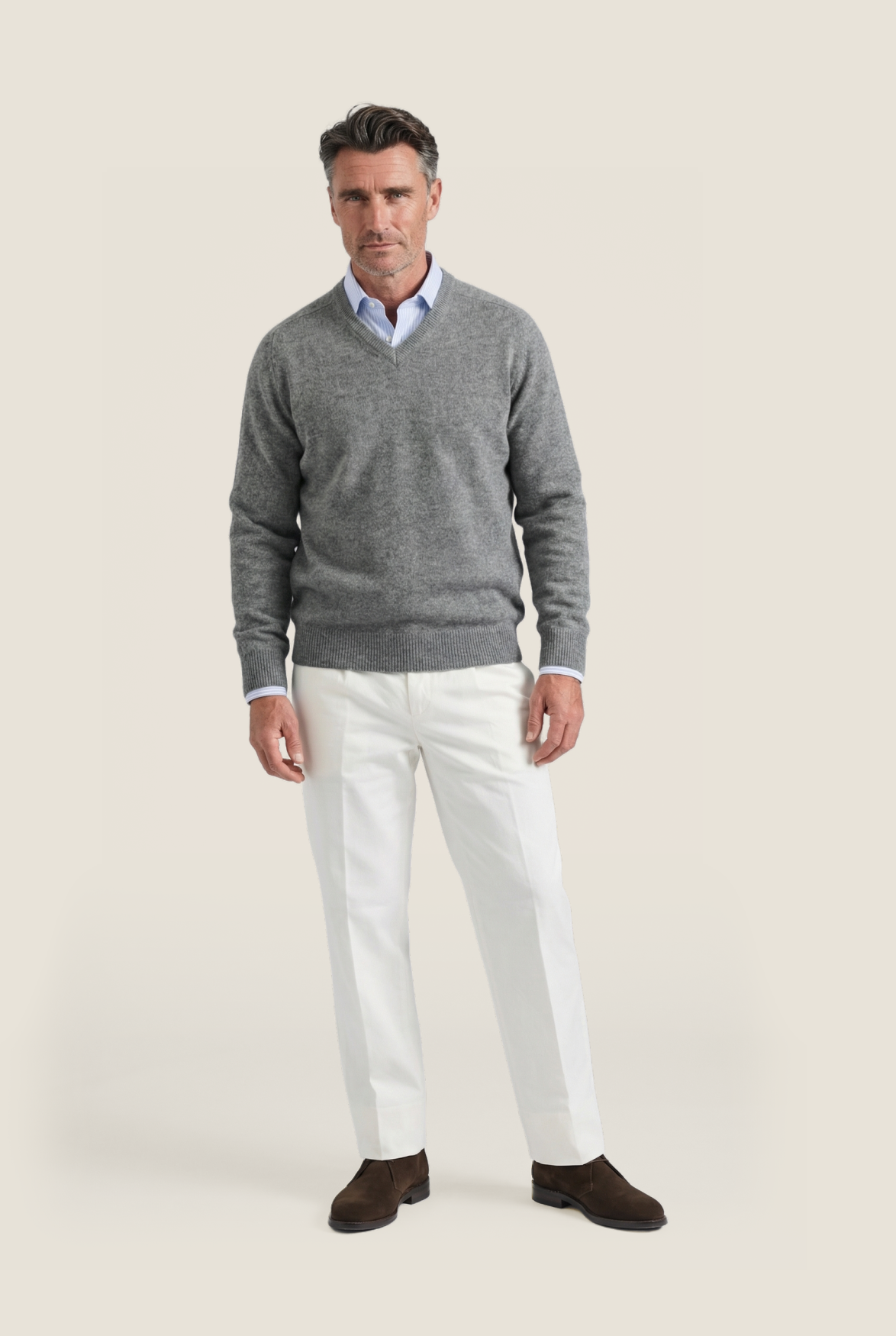 Klassischer Lammwollpullover mit V-Ausschnitt | Grau